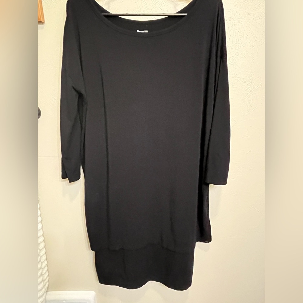 Garnet Hill Classic Black Basic Layered Travel Dr… - image 1